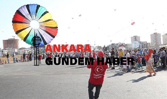Küçükçekmece’deki Uçurtma Şenliği’nde 7’den 70’e Eğlence