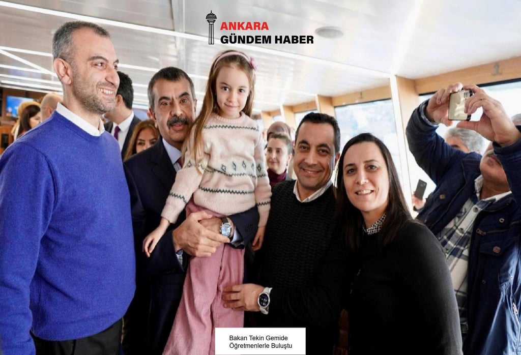 Bakan Tekin Gemide Öğretmenlerle Buluştu