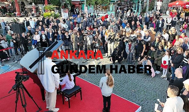 Saat Kulesi ve Cam Piramit’te piyano şöleni