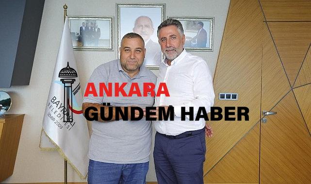 Belediye işçisinden örnek davranış Sokakta bulduğu 15 bin lirayı sahibine teslim etti