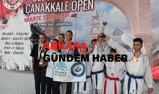 Nilüferli sporcular Karate Turnuvası’ndan ödülle döndü