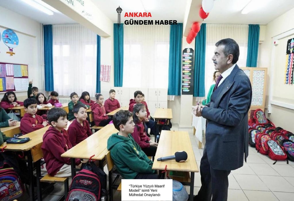 “Türkiye Yüzyılı Maarif Modeli” isimli Yeni Müfredat Onaylandı