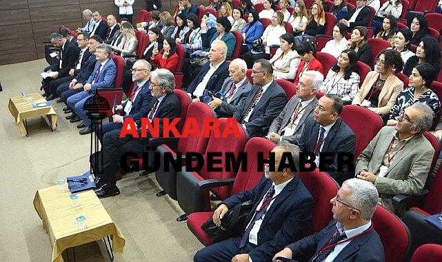 EÜ’de “Türk Dünyası Modernleşmesi: Türk Dünyası Hikâye ve Roman Sempozyumu”