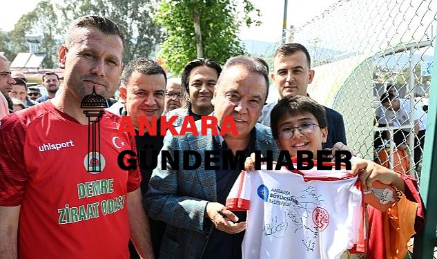 Çiftçi Kupası’nın başlama vuruşunu Lider Böcek yaptı