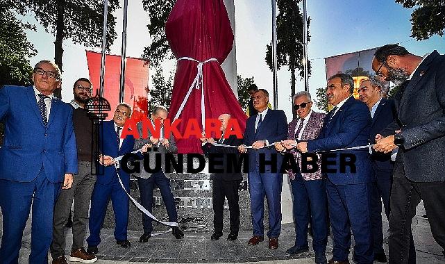 Tire Cumhuriyet Meydanı’nda Atatürk heykeli açıldı