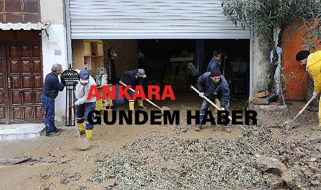 Mudanya Belediyesi ekiplerinden sel sonrası müdahale