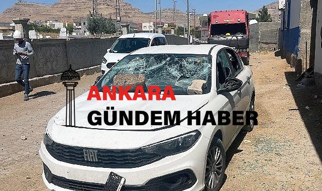 Dicle Elektrik Grubuna Saldırıp Direkleri Tahrip Ettiler