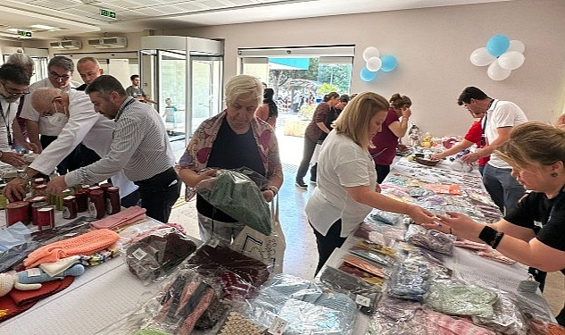 DEÜ’nün ‘Gönül Köprüsü’ Depremzede Kadınlara Gelir Olacak