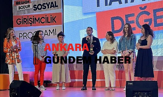 Afet Dayanışması Mentorluk Programı’na İş Birliği Mükafatı