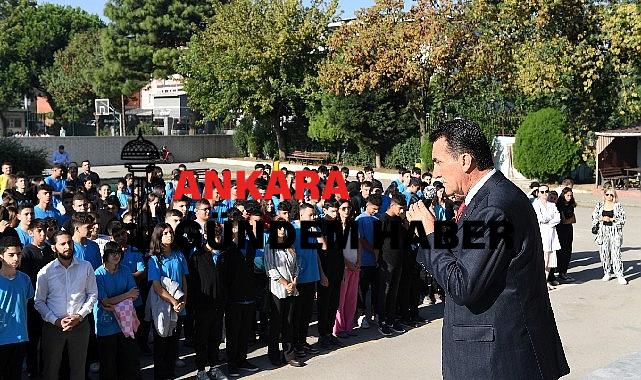 Başkan Dündar’dan her gün farklı okul ziyareti