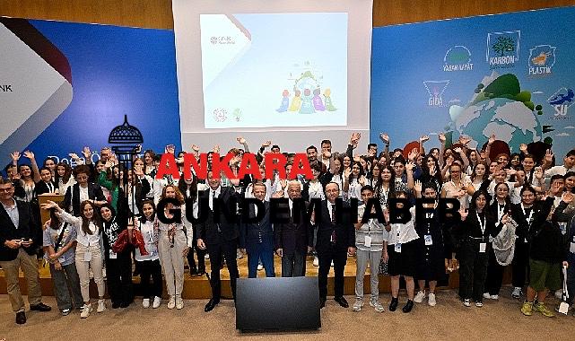 Çocuklar Doğa için Kolları Sıvadı, Yağmurdan Su Topladı, Plastiğe Savaş Açtı