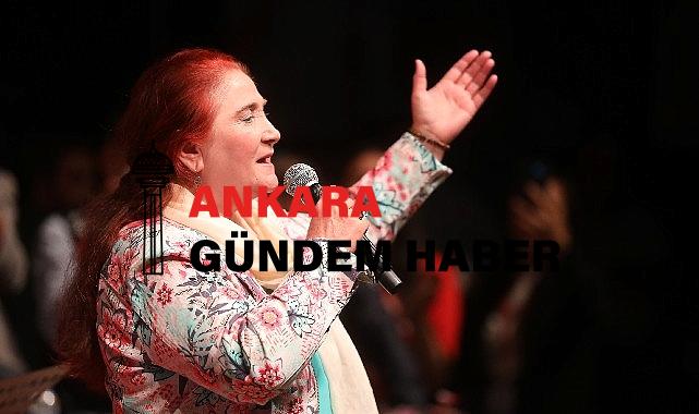 Sabahat Akkiraz’dan türkü ziyafeti