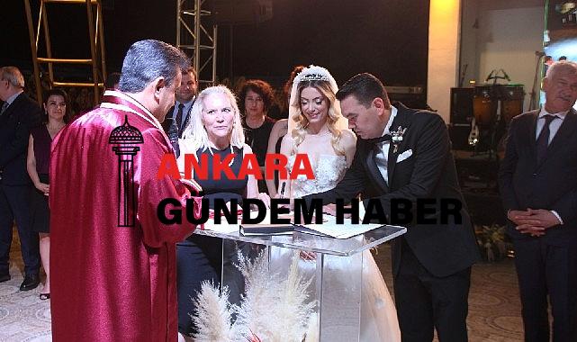 Lider Kırgöz En Değerli Nikahı Kıydı