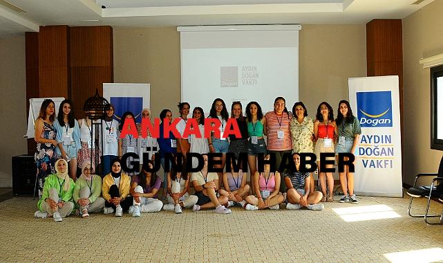Aydın Doğan Vakfı, geleceğin liderlerini Kuşadası’ndaki yaz kampında ağırlıyor