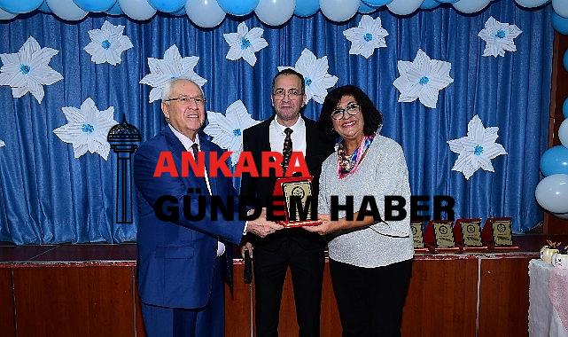Başkan Selvitopu Öğretmenler Günü’nü kutladı