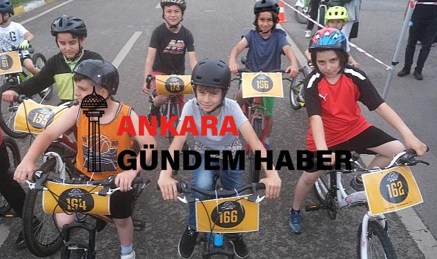 Minik ve genç pedallar Sekapark’ta çevrildi