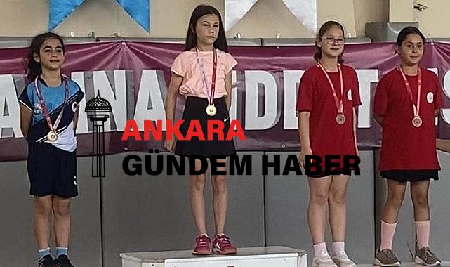 Bayraklılı atletlerden ‘Badminton’ başarısı