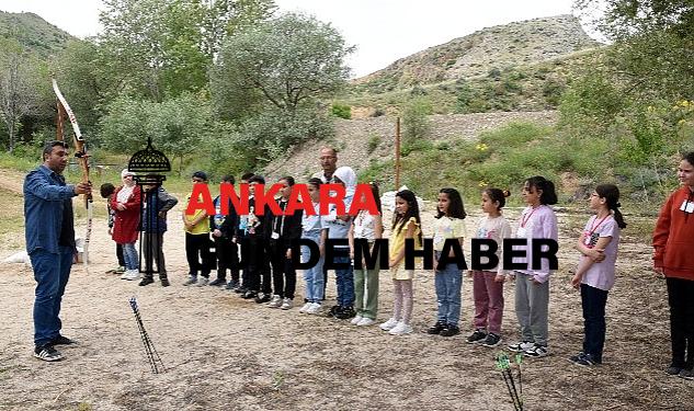 “Okul Dışı Öğrenme Ortamları” öğrencilere farklı ufuklar açmaya devam ediyor