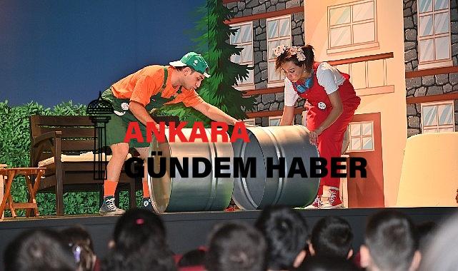 Öğrenciler tiyatro ile sıfır atık bilinci kazanıyor