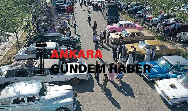 Kente neşe saçan en renkli konvoy