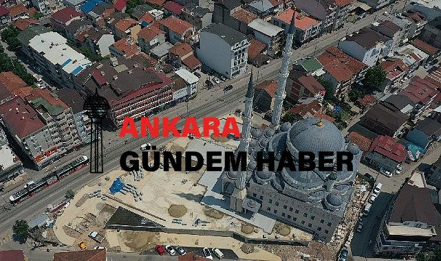 Altı otopark, üstü meydan