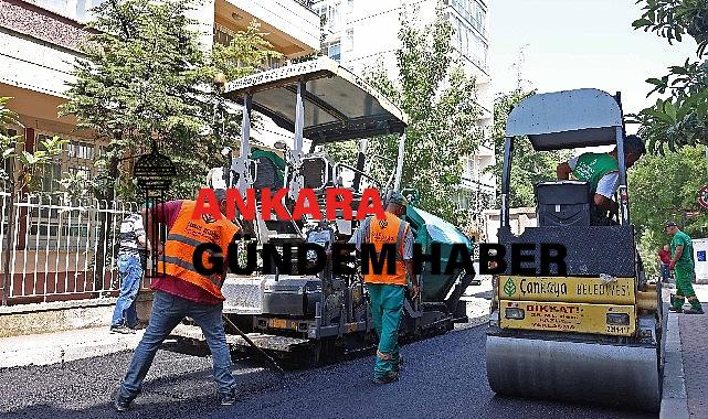 Çankaya’da asfalt çalışmaları hız kesmeden devam ediyor 