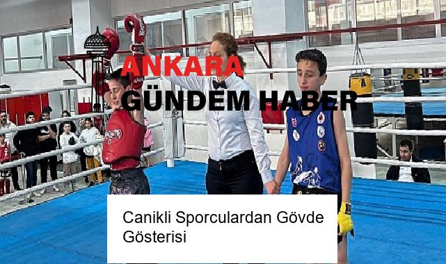 Canikli Sporculardan Gövde Gösterisi