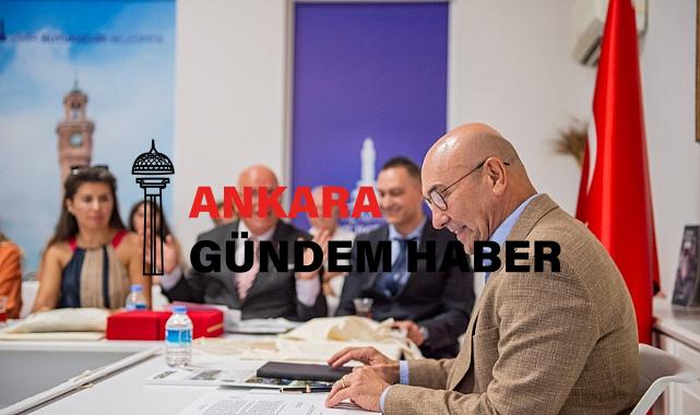 Başkan Soyer’e GEMA Vakfı’ndan plaket