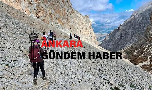 Eğitimi Tamamlayan Dağcılar Zirveye Yürüdü