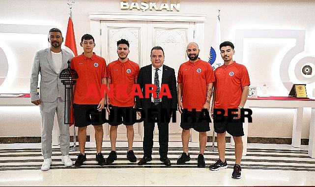 Ayak Tenis ekibi Türkiye Şampiyonasına gidiyor