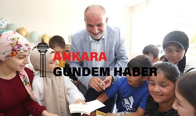 Başkan Sandıkçı’dan Miniklere Hediye