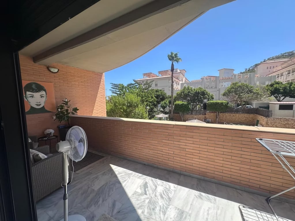 Apartment 50 meters from beach