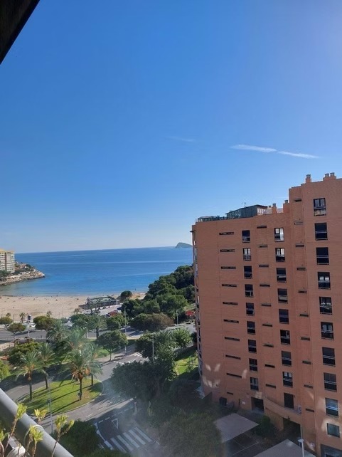 Sea view apartment in La Cala