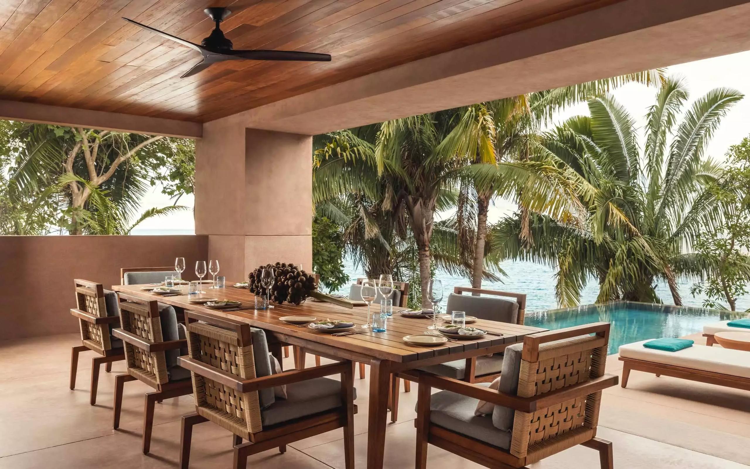 Conventional mortgage hero slideshow image 8