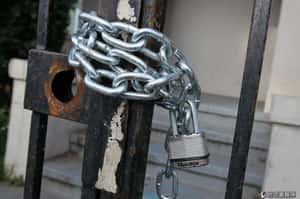 加州房地產上沖下洗，西語裔美國夢碎唱下層悲歌