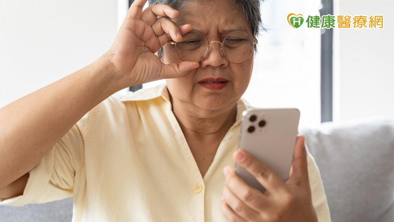 糖尿病不只傷眼腎　研究揭：糖友「看不清」恐與認知退化有關 | yam News