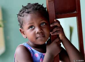 把孩子當搖錢樹 澳洲立法反對「孤兒觀光業」