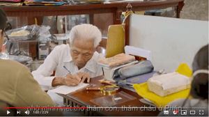 28年來每天替民眾寫信 見證殖民時期的越南最後一位郵政寫信員