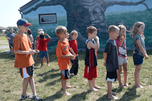 「這是失去wi-fi的第一天！」歐美瘋「重置夏令營」，助青少年放下手機立地排毒