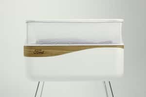 Ford 智慧嬰兒床模擬夜間行車動態，讓寶寶一夜好眠