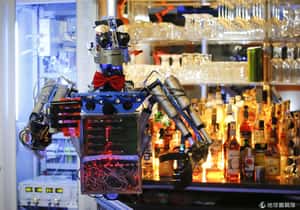 遇見新科技 德國機器人站吧台