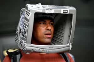 【地球 24小時】07/19  走出電視的人