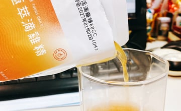 滴雞精選擇│圖爾生活 極萃滴雞精│車禍後黃金修復期真材實料的紅羽土雞精華，受傷了更要懂補