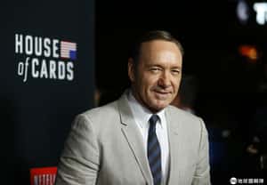凱文史貝西性騷擾醜聞  《紙牌屋》入戲影片模糊現實