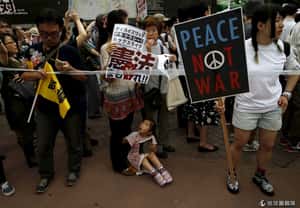 日抗議新安保法   母子全出動