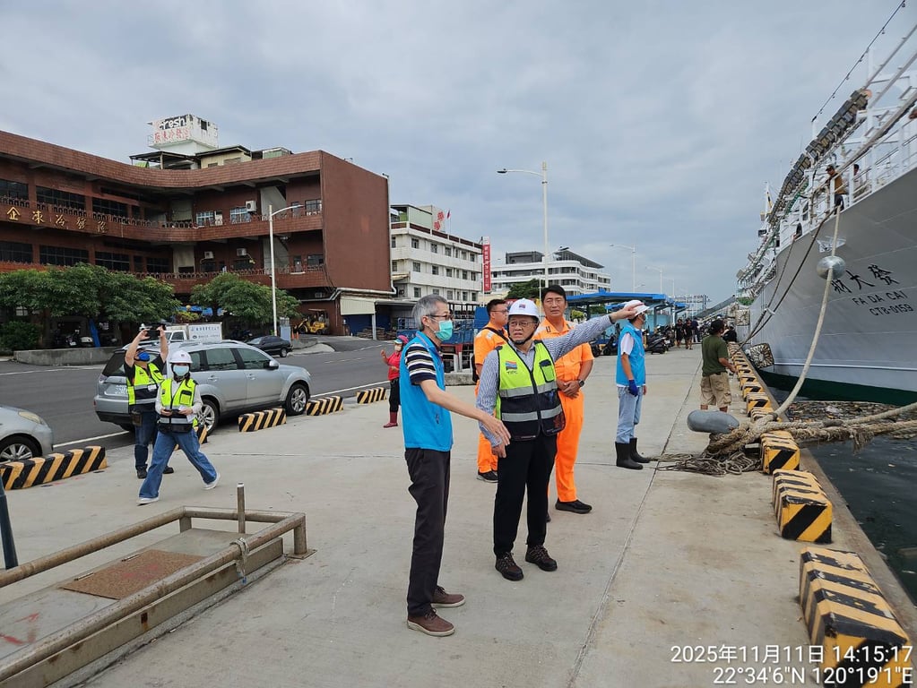 鳳凰颱風侵襲  高雄港務分公司聯合海洋局強化漁港防護