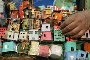 觀光熱錢富了誰  巴西窮民嘆住不起貧民窟