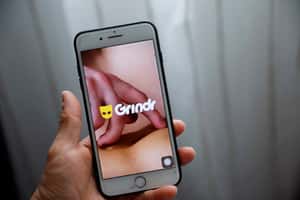 交友軟體Grindr移除種族篩選功能 是消弭歧視，還是增加少數族群找伴難度？