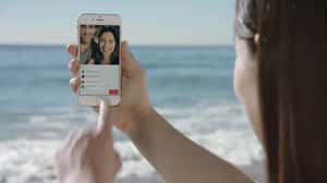 朋友再遠也不怕 Facebook將開放網路直播