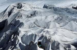 如何幫冰河防曬？ 瑞士搶救冰河大作戰